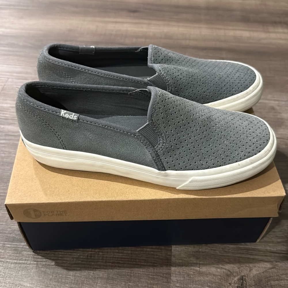 Ked’s women’s slip ons